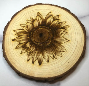 Wood slice coaster with sunflower 